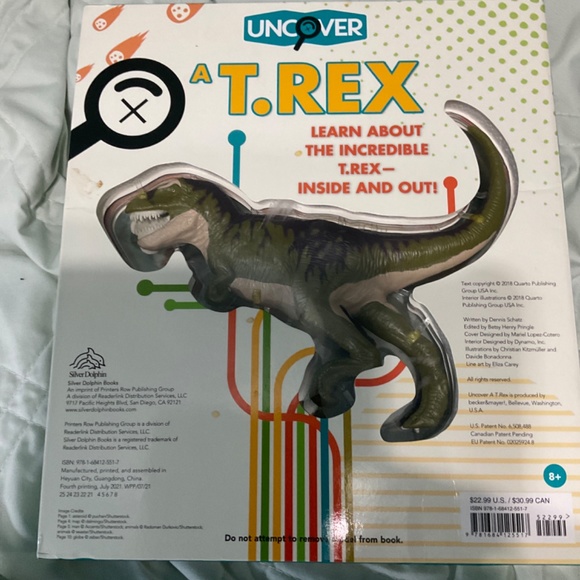 T-Rex book with model - Picture 5 of 5